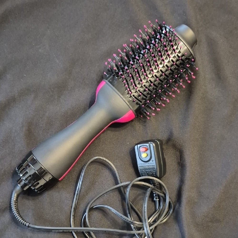 Black and Pink Hair Dryer Brush